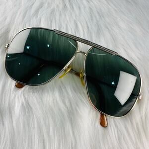 Vintage 1980’s Gold Frame Large Aviator Sunglasses